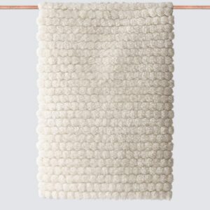 Advika Hand-Knotted Accent Rug